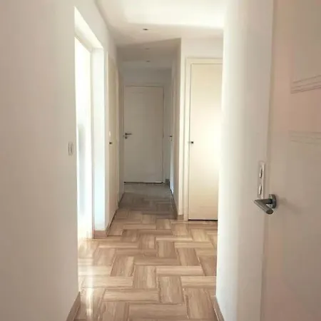2 Bedroom Close To The * カンヌ