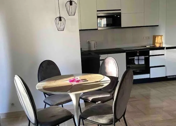 2 Bedroom Close To The * Cannes